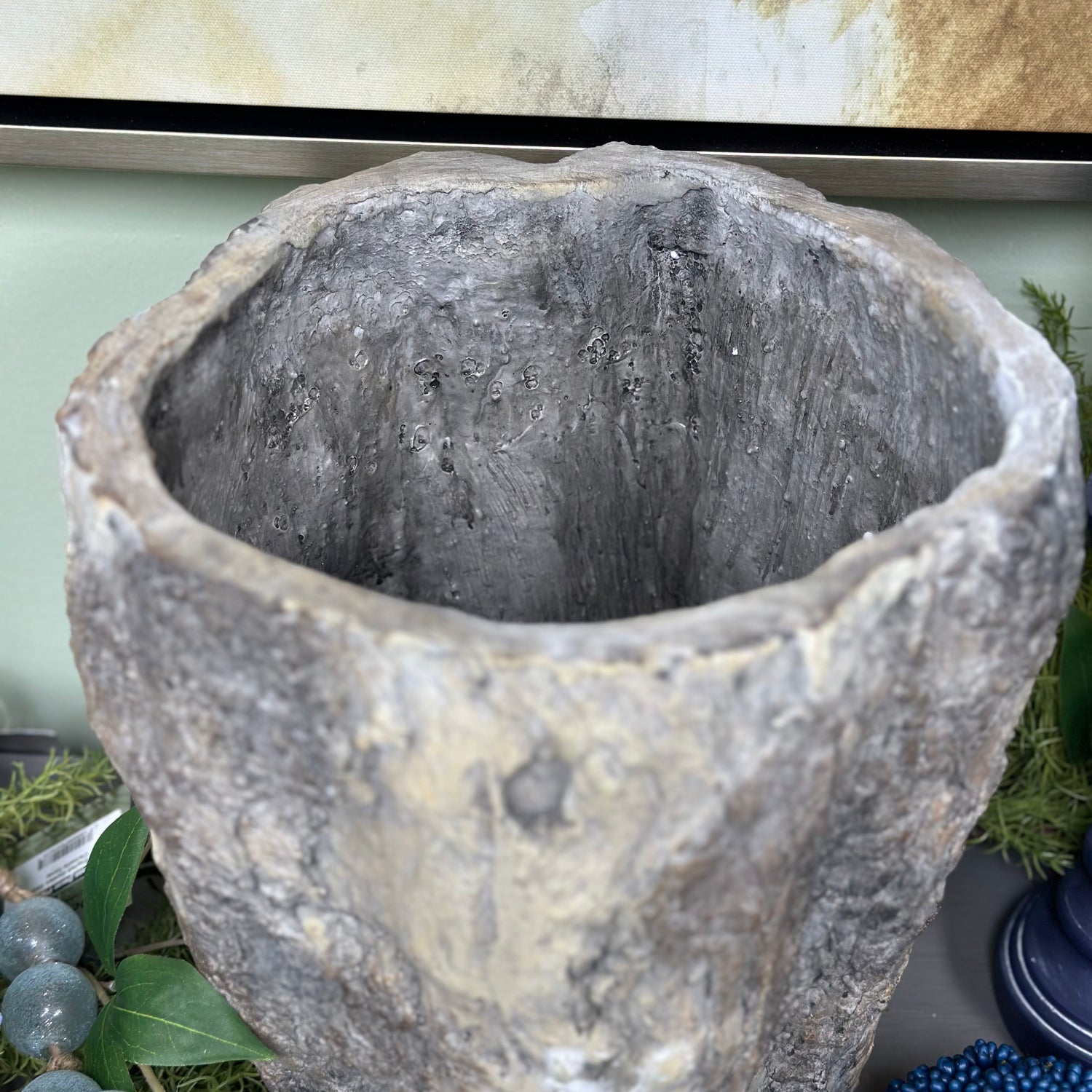 11.75" Flower Pot