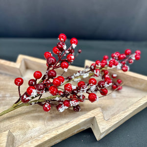 18" Red Snow Berry Pick