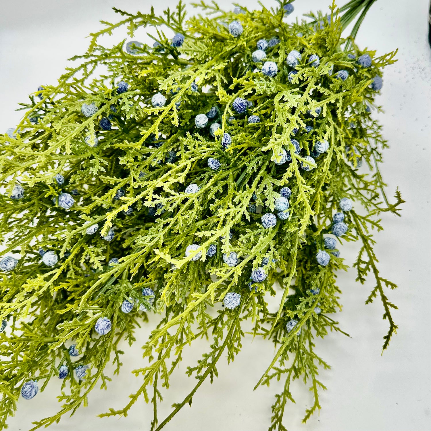 21.5" Blue Juniper Spray