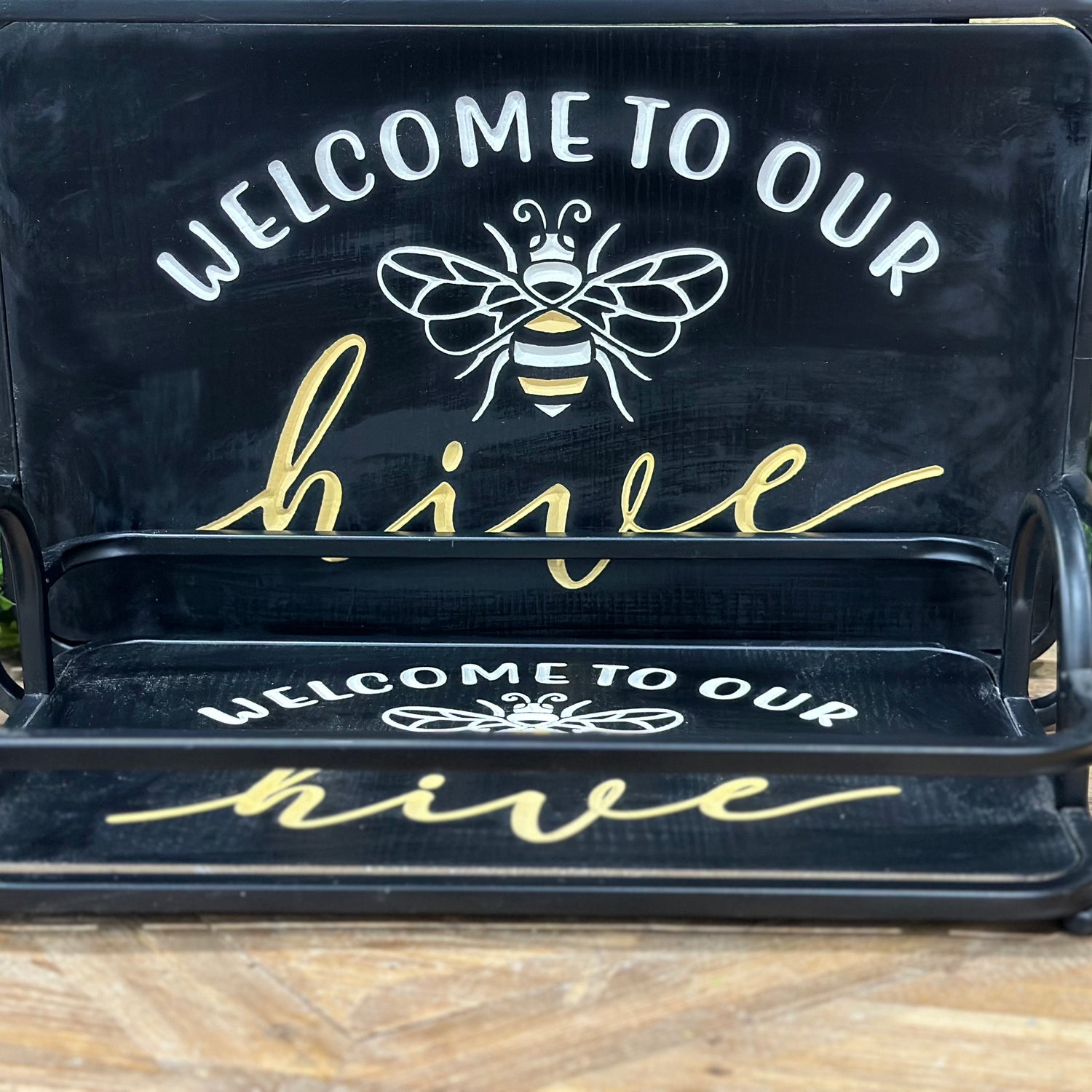 18"-15" Wood Bee Trays Set of 2