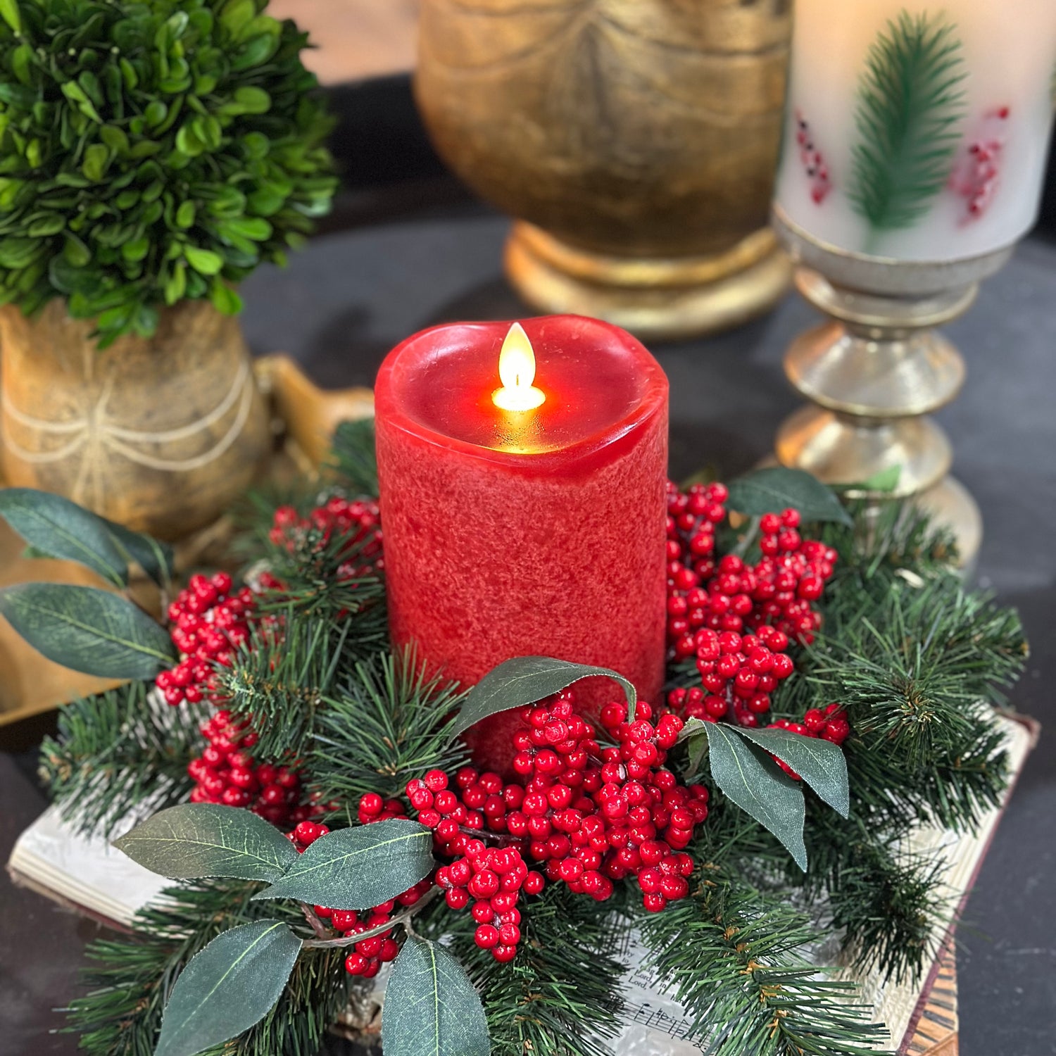 11" Very Berry Candle Ring