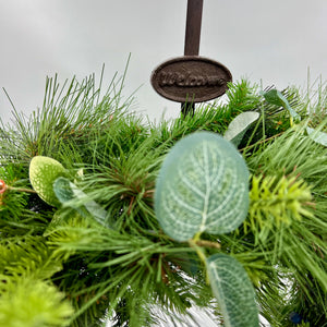 Welcome Door Wreath Hanger, Metal