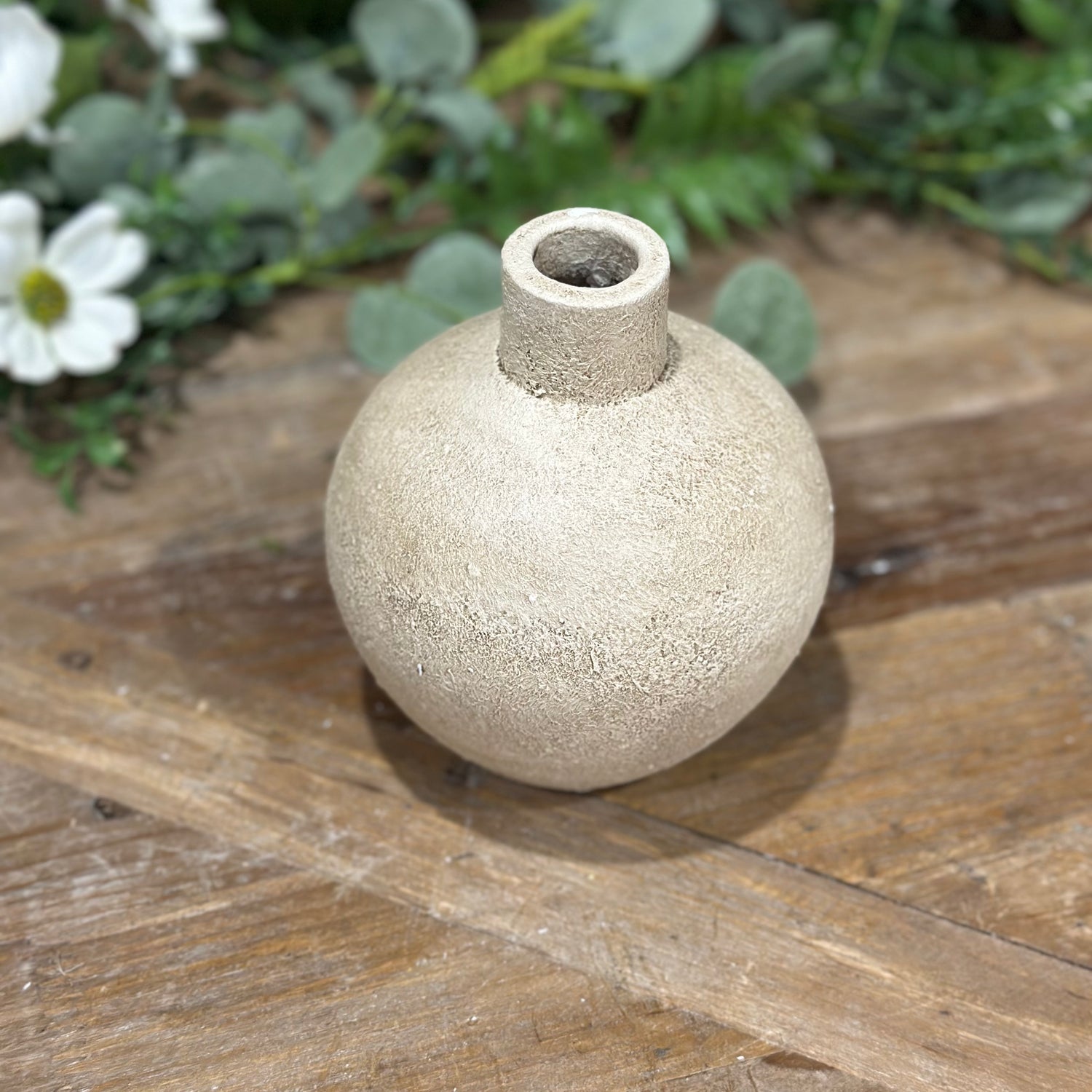 5.5" Apple Shape Vase