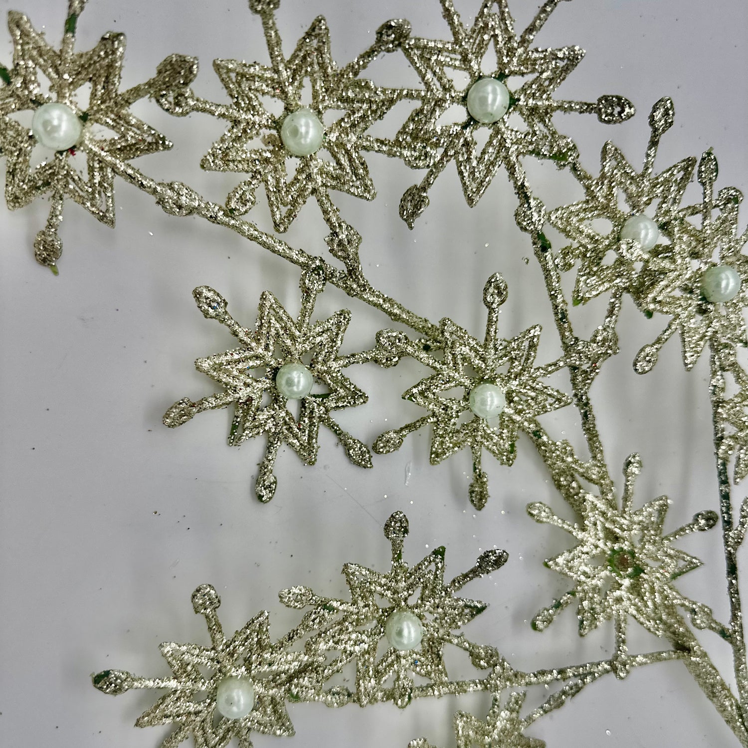 27" Glitter Pearl Star Spray