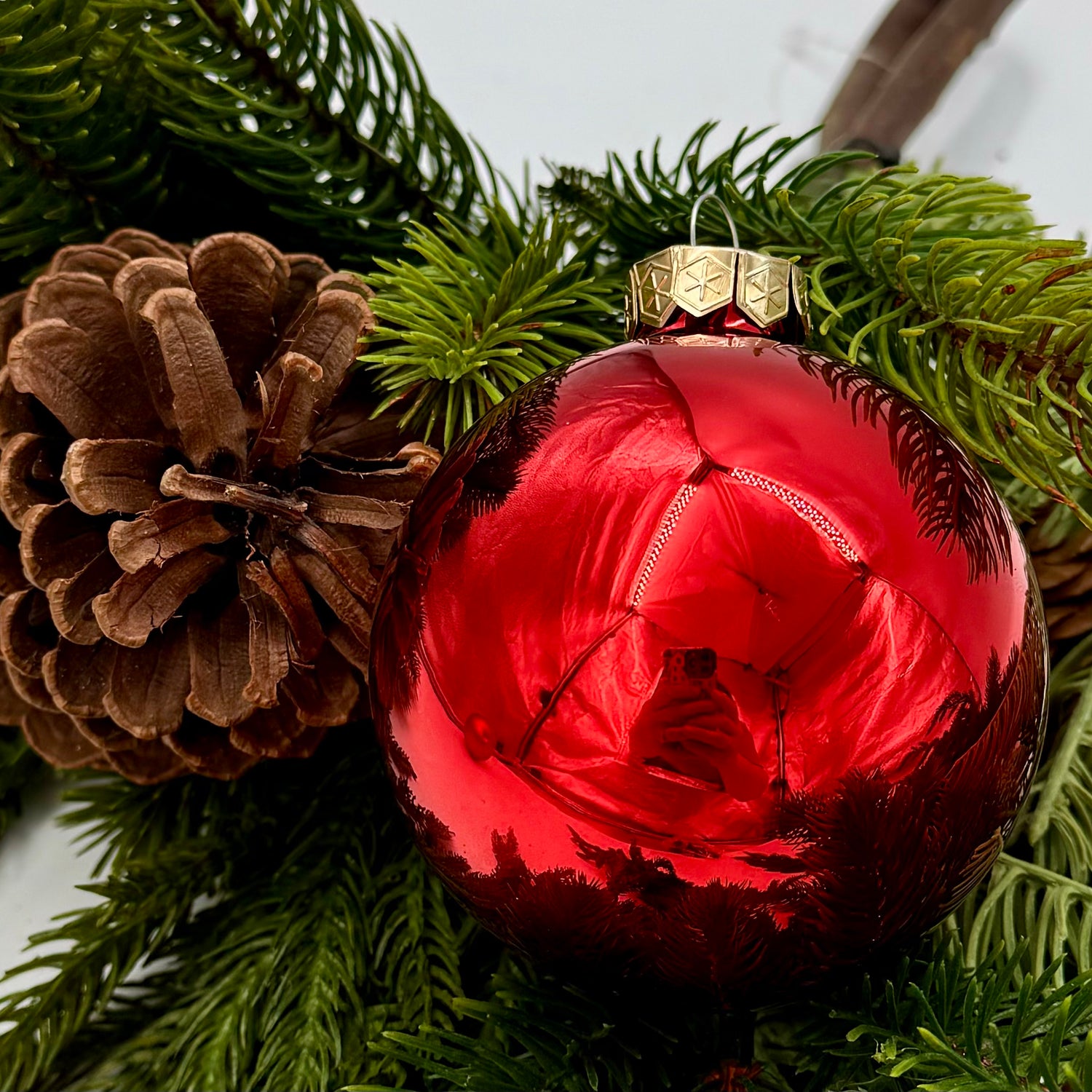 1.4" Red Glass Shiny/Matte Baubles Set of 16