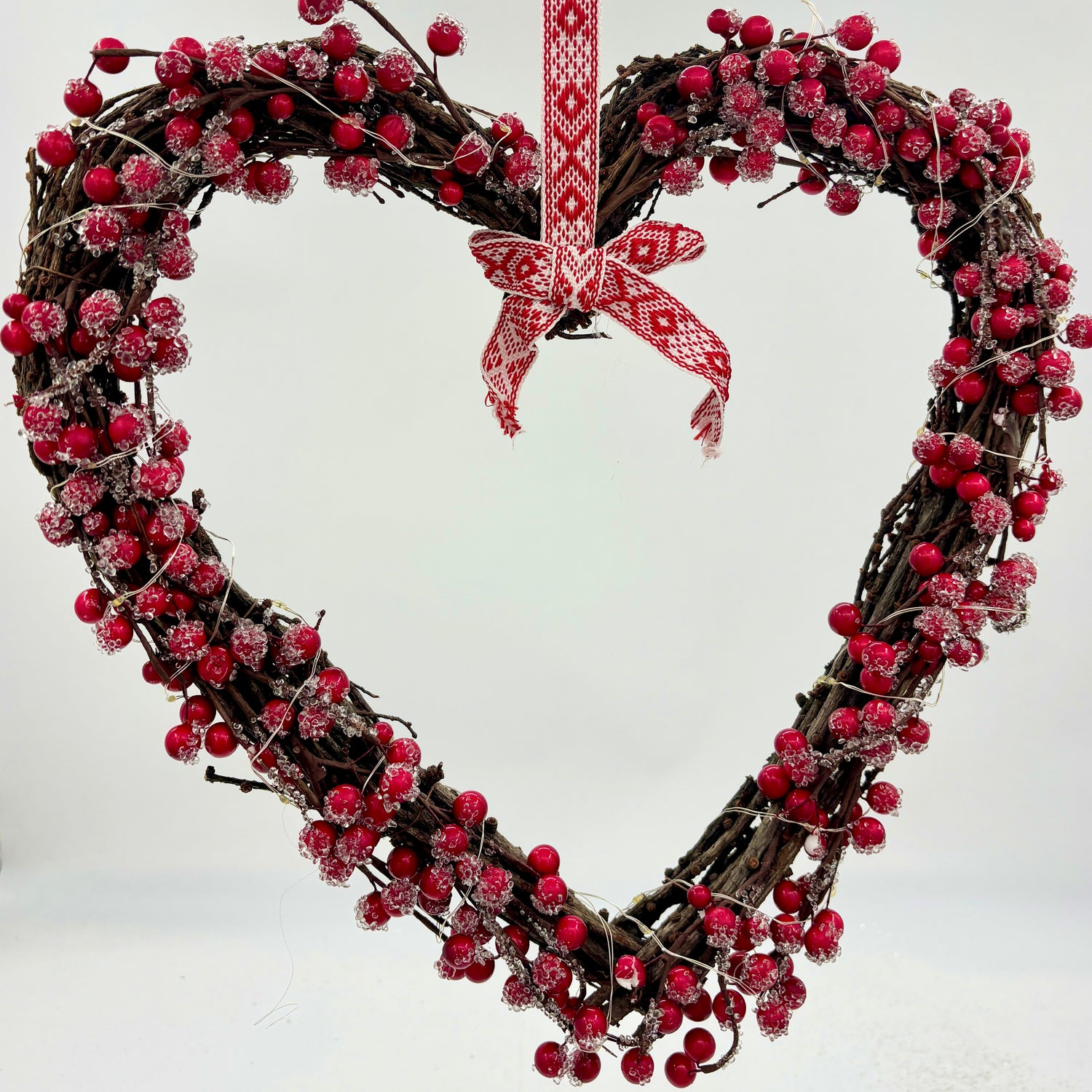 Heart Wreath with Micro LED | Battery Operated | Indoor