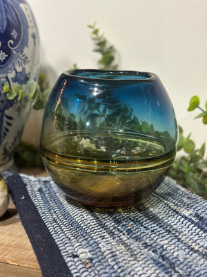 7.5” Ansen Glass Vase Round
