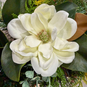 9' Magnolia Manor Garland