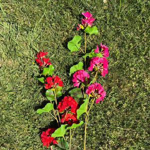 36" UV-Proof Geranium Spray | Two Colors Available
