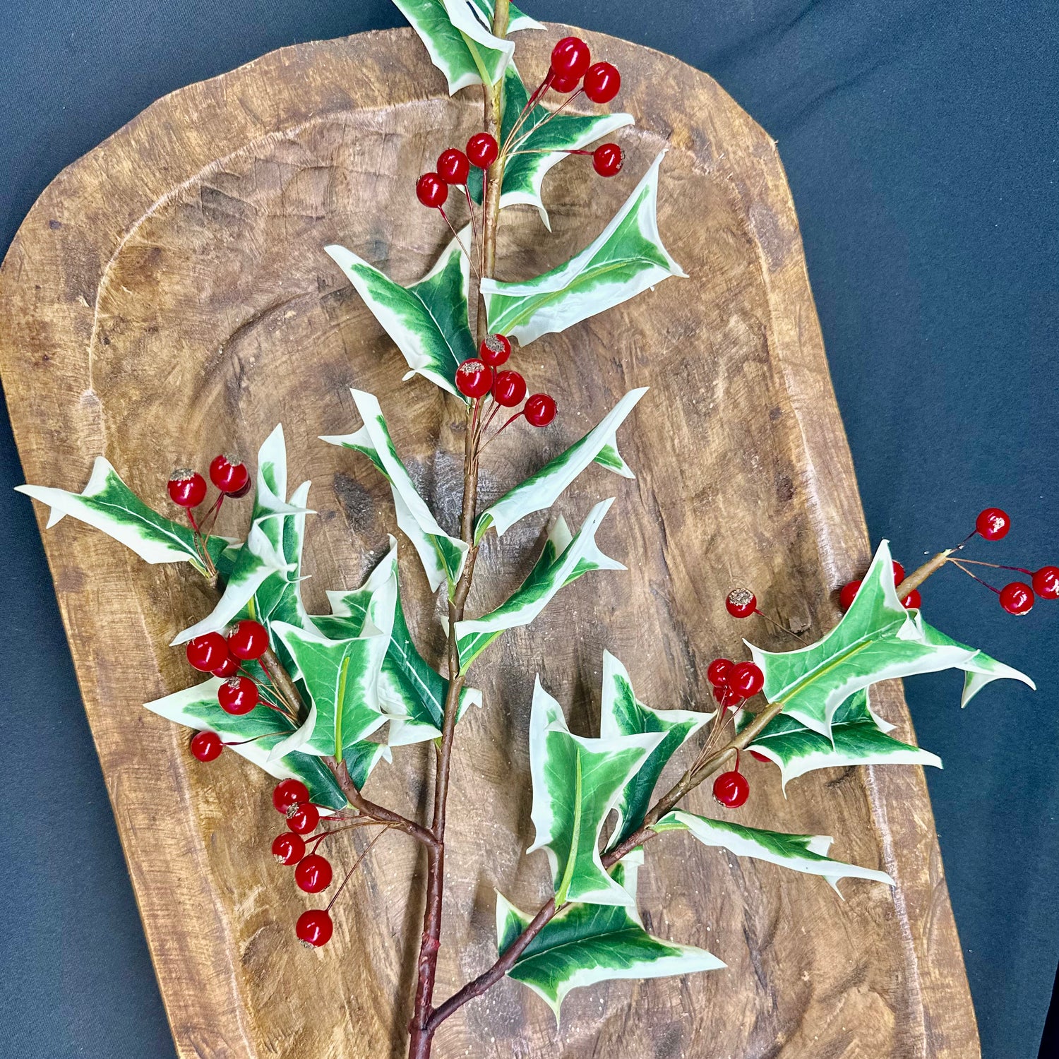30" Fresh Cut Holly Spray
