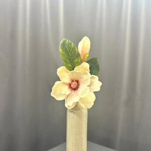 14" Cream/Pink Magnolia & Bud Pick