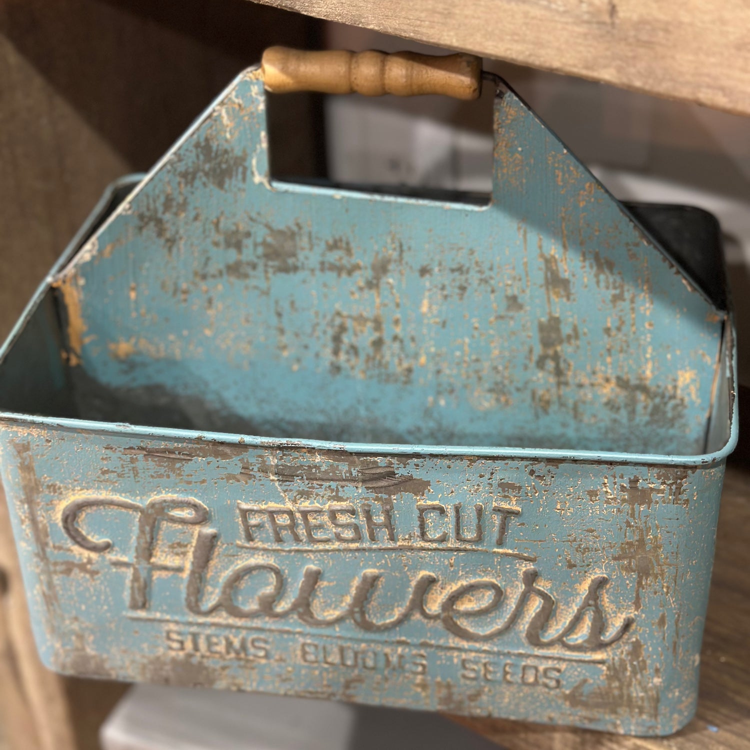 11” Antique Blue Metal Flower Carrier