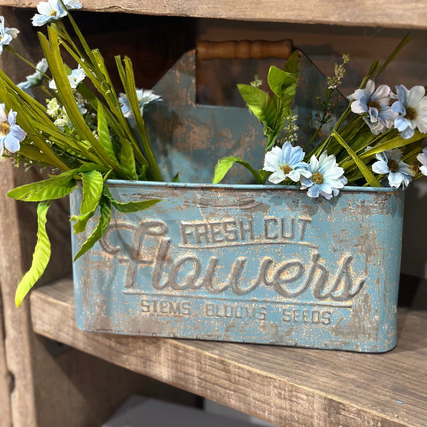 11” Antique Blue Metal Flower Carrier