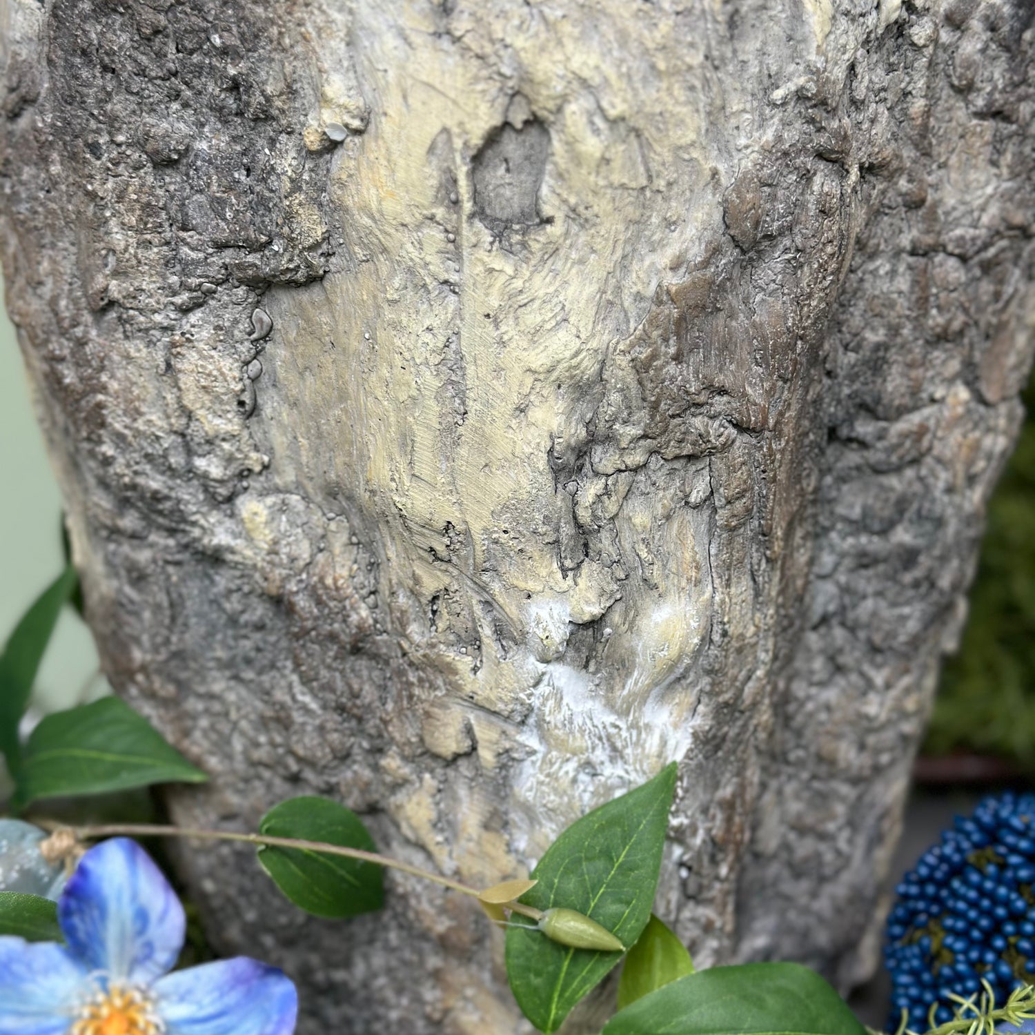 11.75" Flower Pot