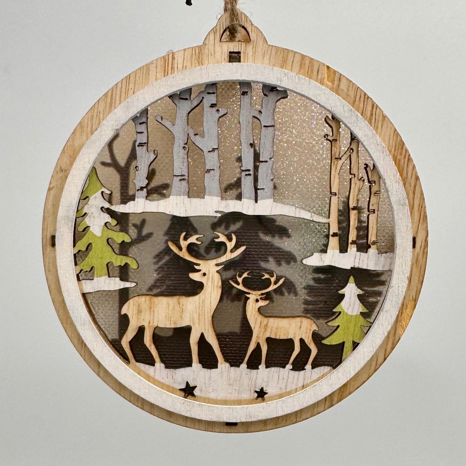 4" Wooden Woodland Screen with Lights