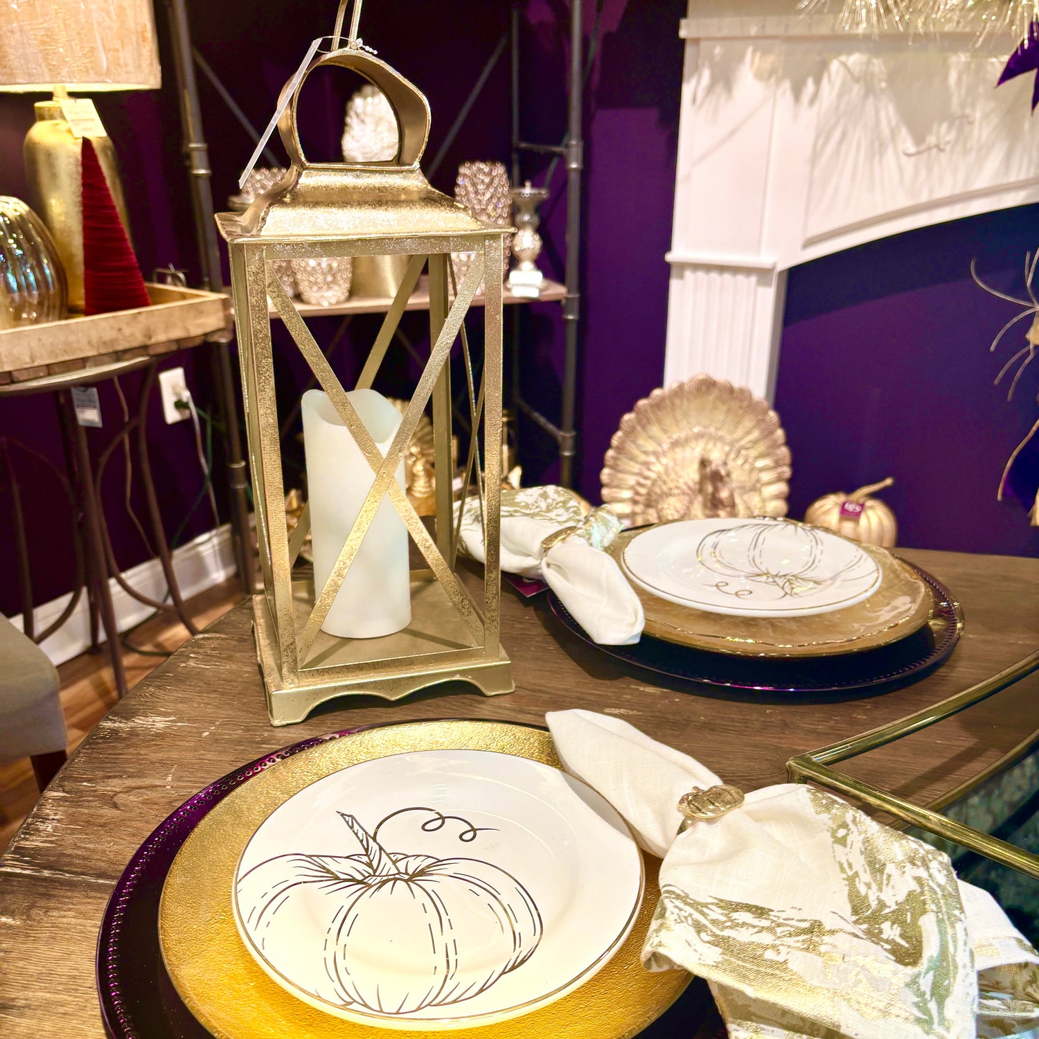8" Westchester Pumpkin Plate | White & Metallic Gold