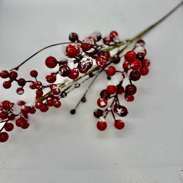 18" Red Snow Berry Pick