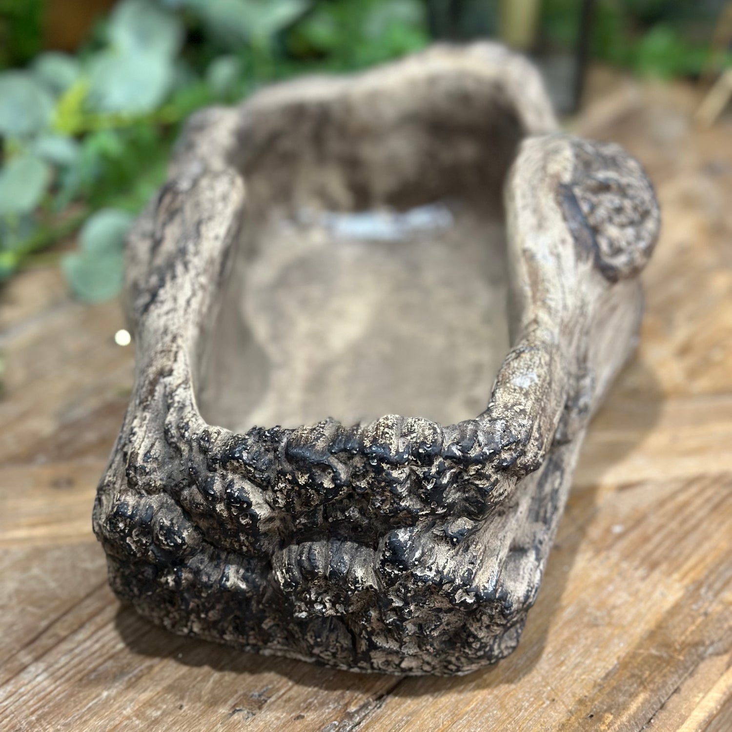 4.5” Oblong Concrete Log Planter