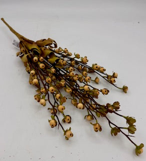 23" Beige Berry Bush