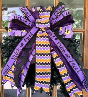 20" Bats & Boo Boulevard Hand-Tied Designer Halloween Bow