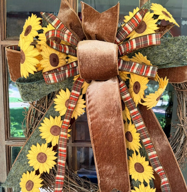 20" Sunflower Social Handtied Designer Bow