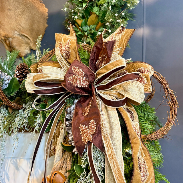 20" Smoky Mountain Bow | Handtied Christmas Bow