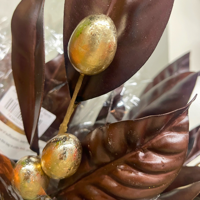 22.5" Chocolate Leaf Spray