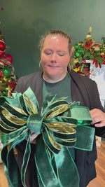 20" Emerald Velvet Classic Designer Bow