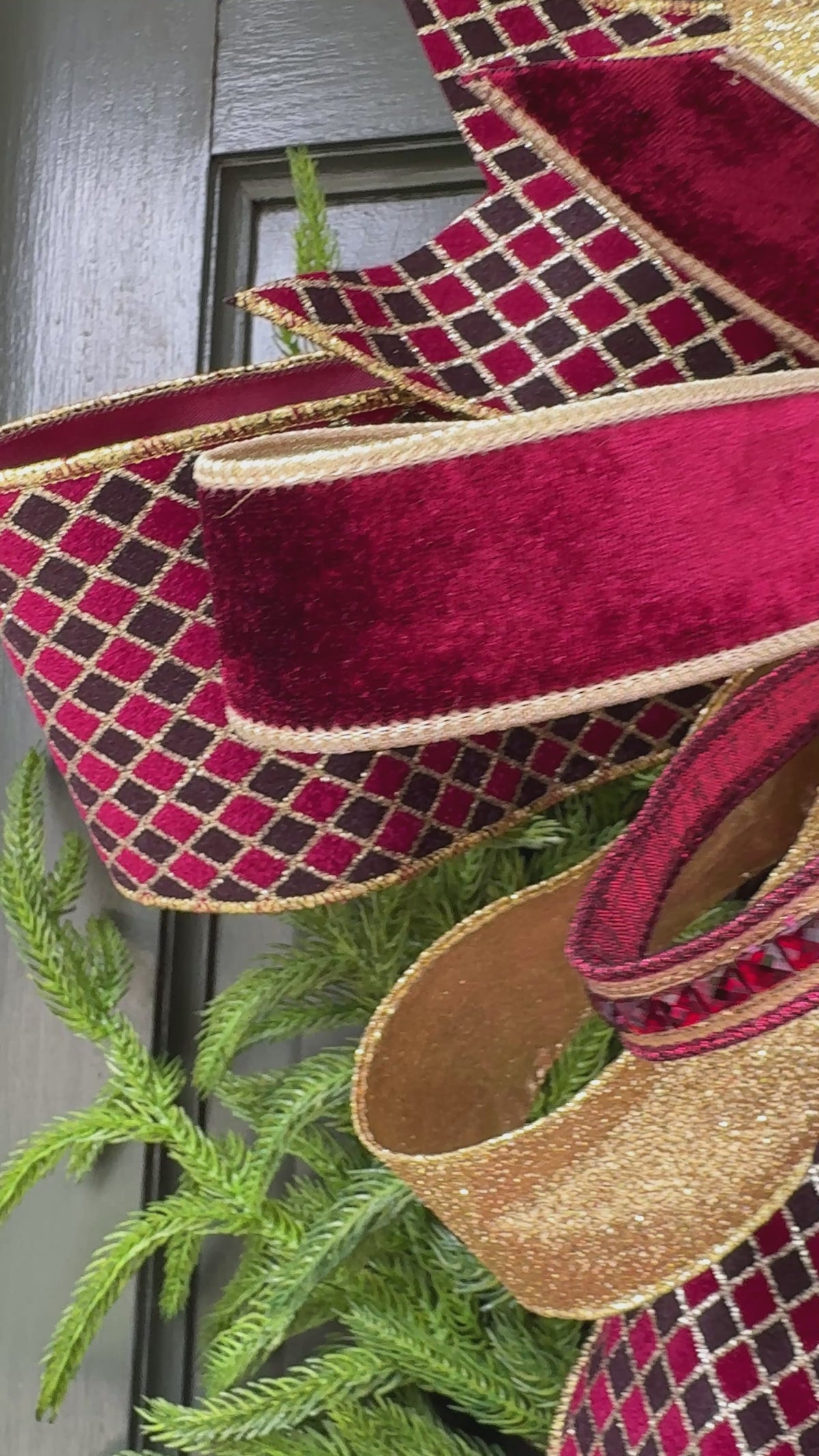 20" Burgundy Beauty | Designer Christmas Bow