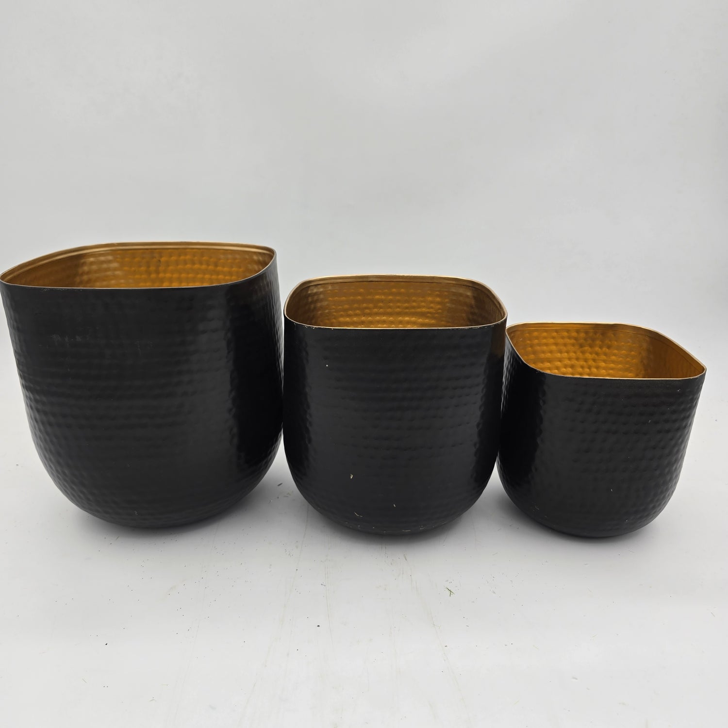 8" Antique Black Metal Rounded/ Square Planter