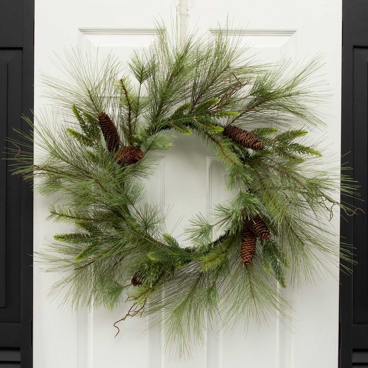 V5215 Pine 24 Wreath Mix